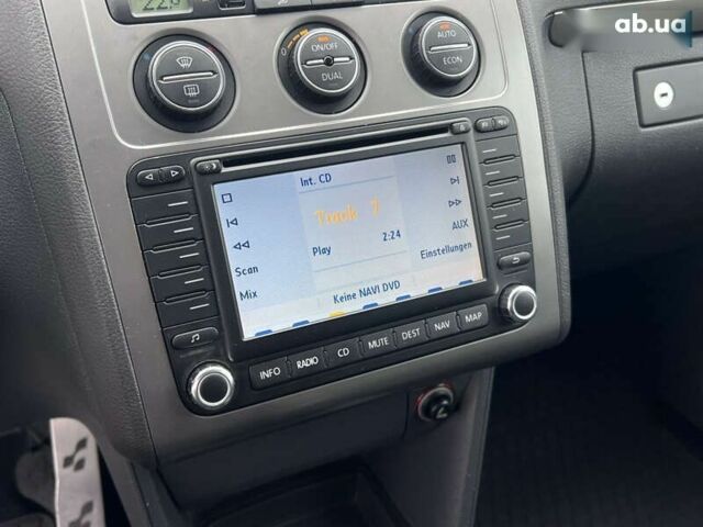 Фольксваген Туран, объемом двигателя 1.6 л и пробегом 271 тыс. км за 7490 $, фото 19 на Automoto.ua