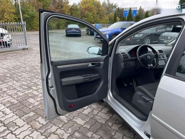 Фольксваген Туран, объемом двигателя 1.6 л и пробегом 271 тыс. км за 7490 $, фото 10 на Automoto.ua