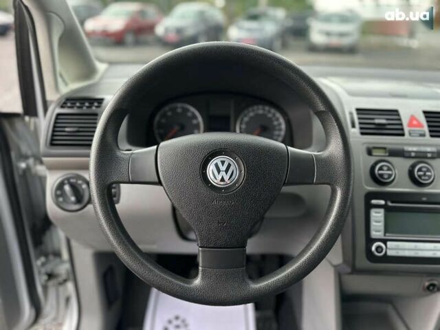 Фольксваген Туран, об'ємом двигуна 1.6 л та пробігом 228 тис. км за 8000 $, фото 29 на Automoto.ua