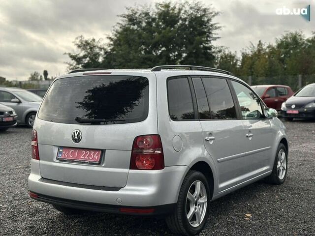 Фольксваген Туран, об'ємом двигуна 1.6 л та пробігом 228 тис. км за 8000 $, фото 13 на Automoto.ua