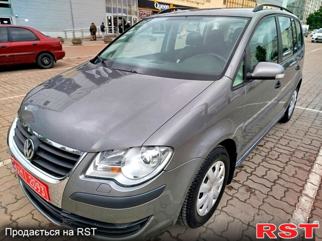 Фольксваген Туран, объемом двигателя 1.6 л и пробегом 185 тыс. км за 5650 $, фото 3 на Automoto.ua