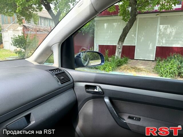 Фольксваген Туран, объемом двигателя 1.9 л и пробегом 200 тыс. км за 2950 $, фото 8 на Automoto.ua