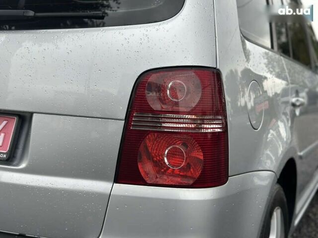 Фольксваген Туран, об'ємом двигуна 1.6 л та пробігом 228 тис. км за 8000 $, фото 15 на Automoto.ua