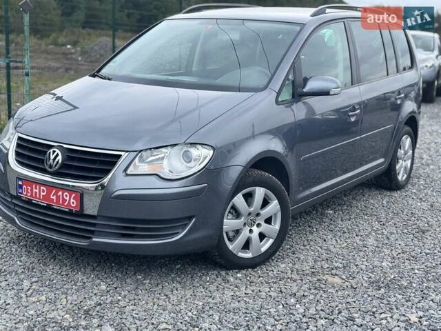 Фольксваген Туран, объемом двигателя 1.6 л и пробегом 211 тыс. км за 8200 $, фото 3 на Automoto.ua