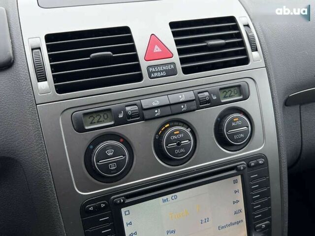 Фольксваген Туран, объемом двигателя 1.6 л и пробегом 271 тыс. км за 7490 $, фото 18 на Automoto.ua