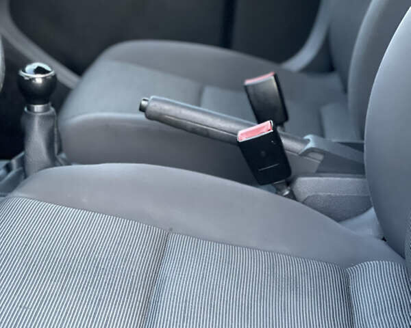 Фольксваген Туран, объемом двигателя 0 л и пробегом 247 тыс. км за 7750 $, фото 10 на Automoto.ua