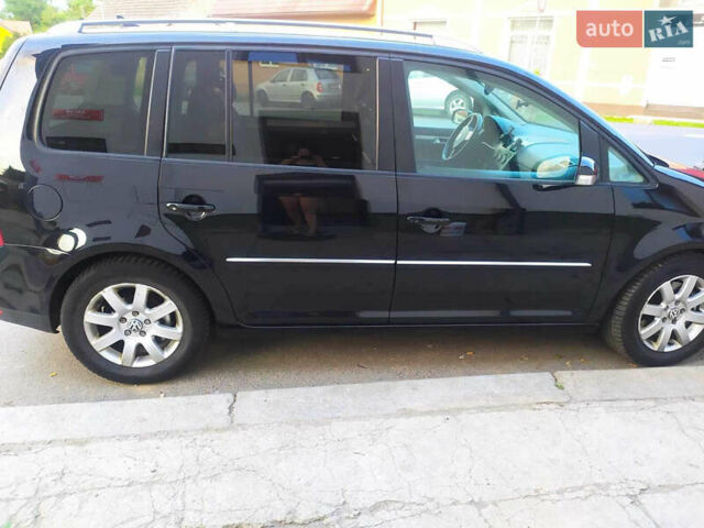 Фольксваген Туран, об'ємом двигуна 2 л та пробігом 270 тис. км за 7500 $, фото 3 на Automoto.ua