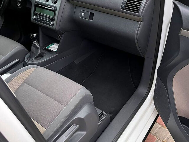 Фольксваген Туран, объемом двигателя 1.4 л и пробегом 197 тыс. км за 7799 $, фото 10 на Automoto.ua