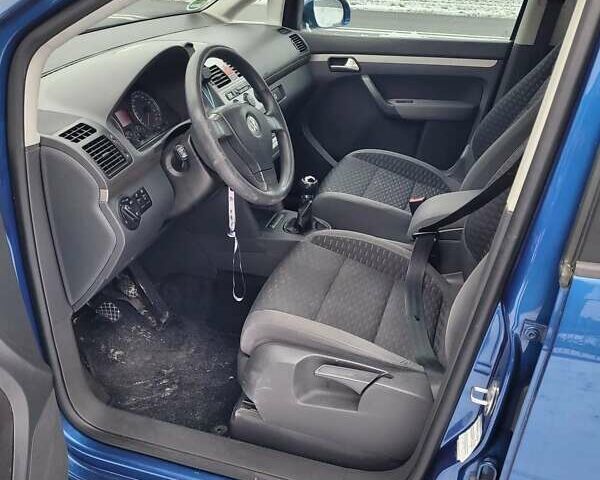 Фольксваген Туран, объемом двигателя 1.98 л и пробегом 300 тыс. км за 5500 $, фото 14 на Automoto.ua