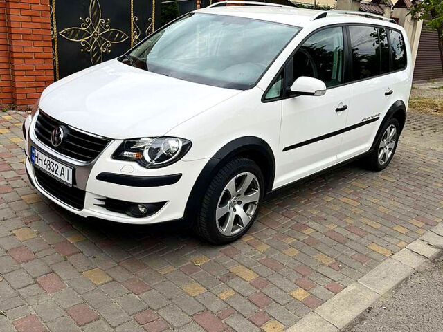 Фольксваген Туран, объемом двигателя 1.4 л и пробегом 197 тыс. км за 7799 $, фото 1 на Automoto.ua