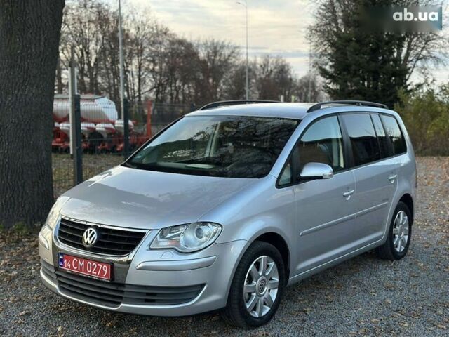 Фольксваген Туран, объемом двигателя 1.6 л и пробегом 236 тыс. км за 8200 $, фото 8 на Automoto.ua