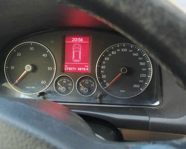 Фольксваген Туран, об'ємом двигуна 2 л та пробігом 270 тис. км за 7500 $, фото 5 на Automoto.ua