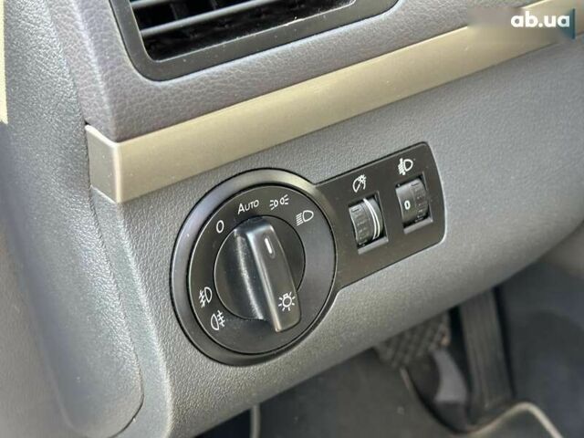 Фольксваген Туран, объемом двигателя 0 л и пробегом 263 тыс. км за 6490 $, фото 14 на Automoto.ua