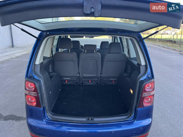 Фольксваген Туран, об'ємом двигуна 1.6 л та пробігом 236 тис. км за 6850 $, фото 17 на Automoto.ua