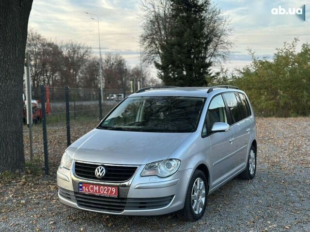 Фольксваген Туран, объемом двигателя 1.6 л и пробегом 236 тыс. км за 8200 $, фото 9 на Automoto.ua