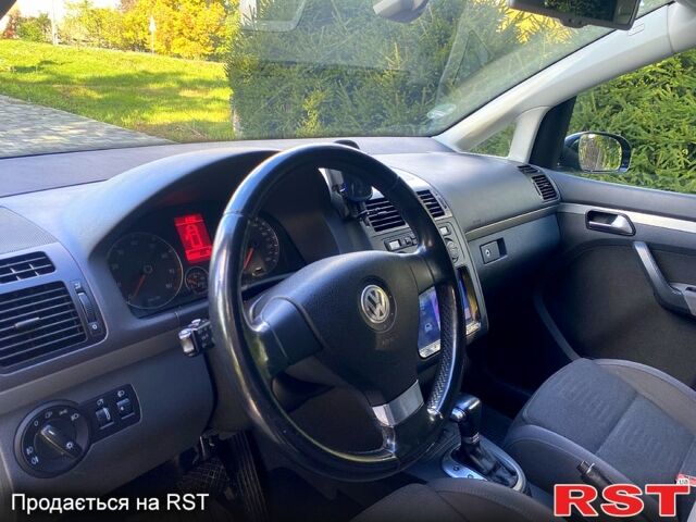 Фольксваген Туран, об'ємом двигуна 1.4 л та пробігом 218 тис. км за 7700 $, фото 8 на Automoto.ua