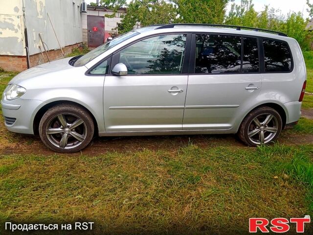 Фольксваген Туран, объемом двигателя 2 л и пробегом 230 тыс. км за 6500 $, фото 4 на Automoto.ua