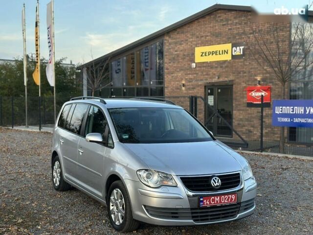 Фольксваген Туран, объемом двигателя 1.6 л и пробегом 236 тыс. км за 8200 $, фото 10 на Automoto.ua