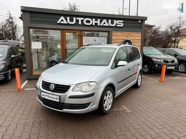 Фольксваген Туран, объемом двигателя 1.9 л и пробегом 235 тыс. км за 7999 $, фото 2 на Automoto.ua