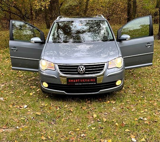 Фольксваген Туран, объемом двигателя 1.4 л и пробегом 187 тыс. км за 8250 $, фото 7 на Automoto.ua