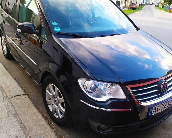 Фольксваген Туран, об'ємом двигуна 2 л та пробігом 270 тис. км за 7500 $, фото 2 на Automoto.ua