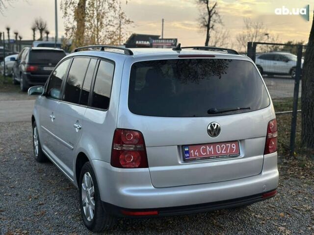 Фольксваген Туран, объемом двигателя 1.6 л и пробегом 236 тыс. км за 8200 $, фото 13 на Automoto.ua