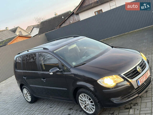 Фольксваген Туран, об'ємом двигуна 0 л та пробігом 295 тис. км за 5999 $, фото 10 на Automoto.ua