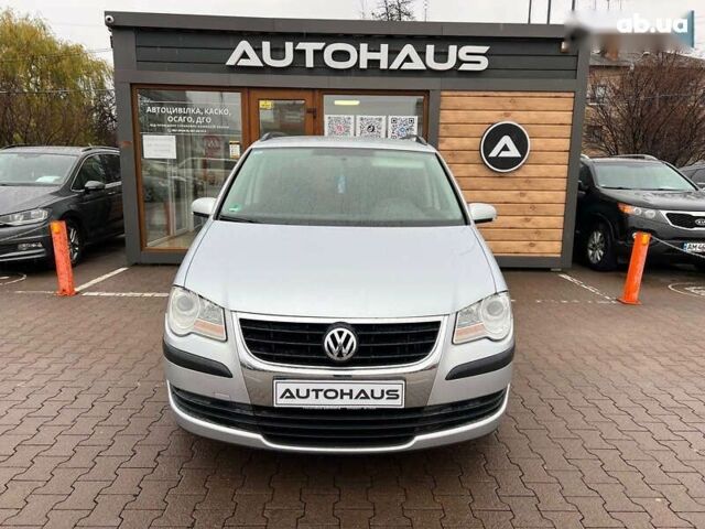 Фольксваген Туран, объемом двигателя 1.9 л и пробегом 235 тыс. км за 7999 $, фото 1 на Automoto.ua