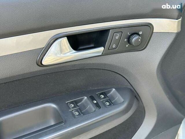 Фольксваген Туран, объемом двигателя 0 л и пробегом 263 тыс. км за 6490 $, фото 13 на Automoto.ua