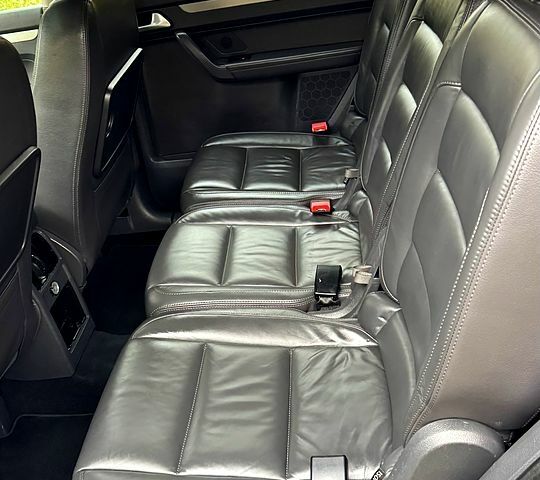 Фольксваген Туран, объемом двигателя 1.4 л и пробегом 187 тыс. км за 8250 $, фото 5 на Automoto.ua