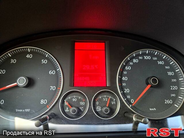 Фольксваген Туран, объемом двигателя 2 л и пробегом 186 тыс. км за 7999 $, фото 6 на Automoto.ua