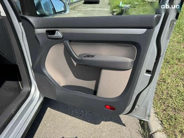 Фольксваген Туран, об'ємом двигуна 1.4 л та пробігом 209 тис. км за 8450 $, фото 26 на Automoto.ua