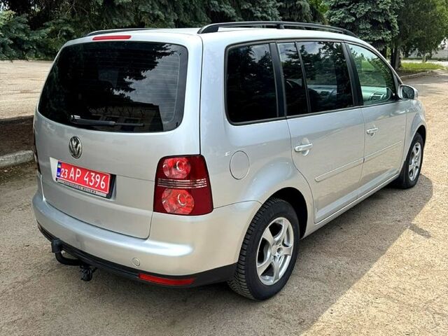 Фольксваген Туран, объемом двигателя 1.6 л и пробегом 207 тыс. км за 7400 $, фото 2 на Automoto.ua