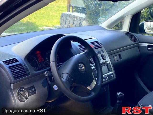 Фольксваген Туран, об'ємом двигуна 14 л та пробігом 168 тис. км за 7300 $, фото 7 на Automoto.ua