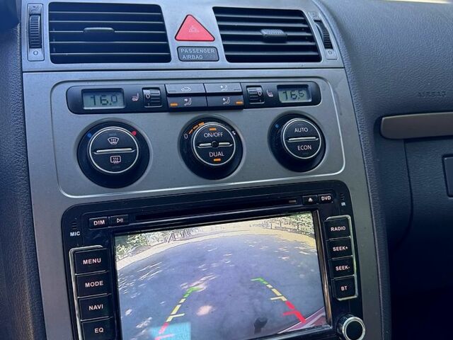 Фольксваген Туран, об'ємом двигуна 1.4 л та пробігом 201 тис. км за 7100 $, фото 5 на Automoto.ua