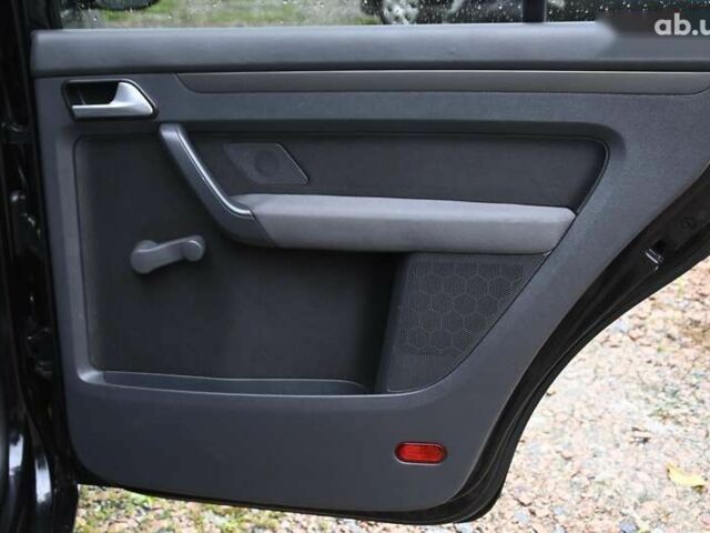 Фольксваген Туран, объемом двигателя 1.6 л и пробегом 152 тыс. км за 7600 $, фото 22 на Automoto.ua