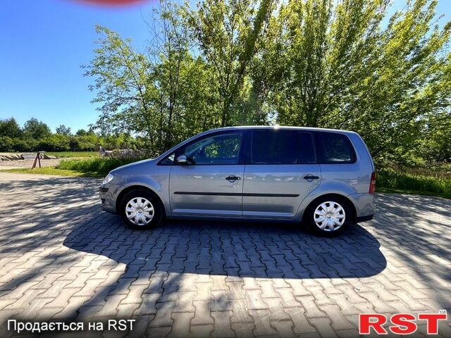 Фольксваген Туран, объемом двигателя 1.9 л и пробегом 230 тыс. км за 6000 $, фото 4 на Automoto.ua