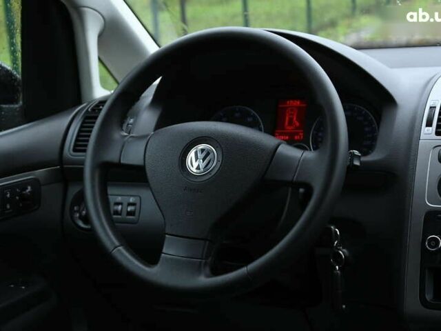 Фольксваген Туран, объемом двигателя 1.6 л и пробегом 152 тыс. км за 7750 $, фото 24 на Automoto.ua