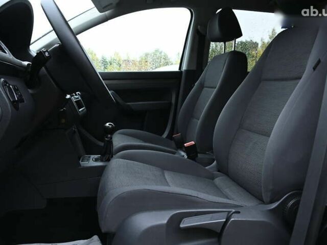 Фольксваген Туран, объемом двигателя 1.6 л и пробегом 152 тыс. км за 7750 $, фото 13 на Automoto.ua