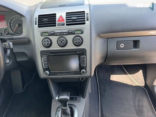 Фольксваген Туран, об'ємом двигуна 1.4 л та пробігом 209 тис. км за 8450 $, фото 27 на Automoto.ua