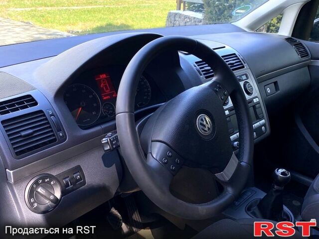 Фольксваген Туран, объемом двигателя 1.6 л и пробегом 189 тыс. км за 7600 $, фото 5 на Automoto.ua
