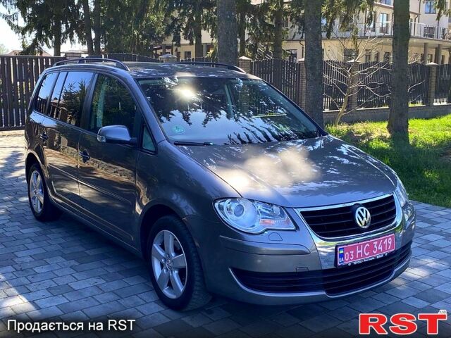 Фольксваген Туран, об'ємом двигуна 14 л та пробігом 176 тис. км за 7100 $, фото 1 на Automoto.ua
