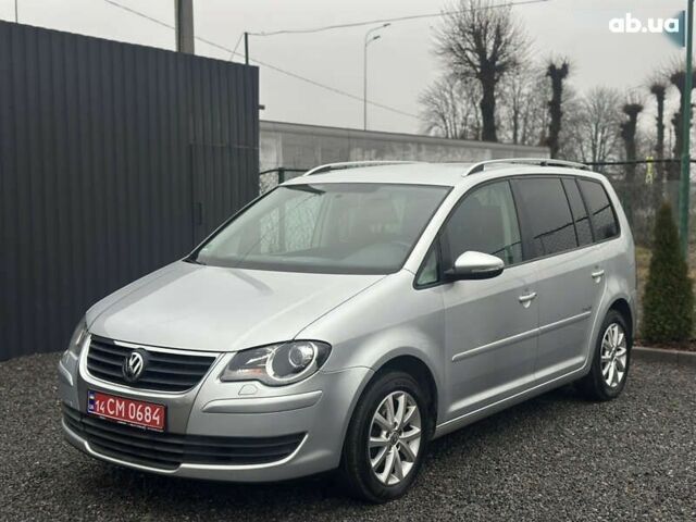 Фольксваген Туран, об'ємом двигуна 1.6 л та пробігом 266 тис. км за 8700 $, фото 3 на Automoto.ua