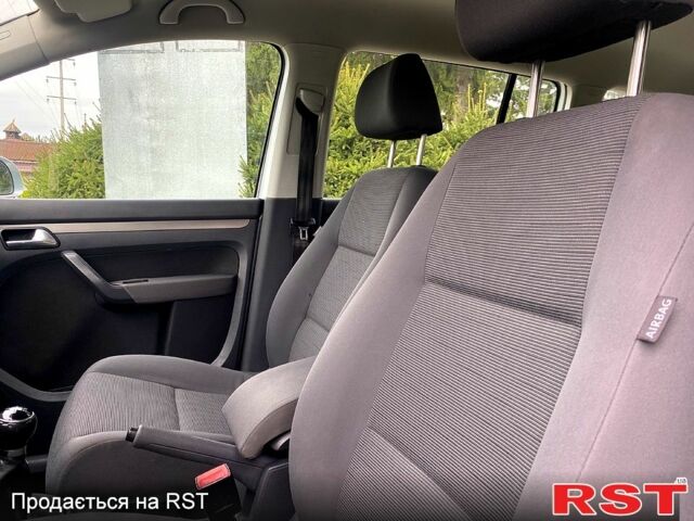 Фольксваген Туран, объемом двигателя 1.4 л и пробегом 175 тыс. км за 6900 $, фото 5 на Automoto.ua