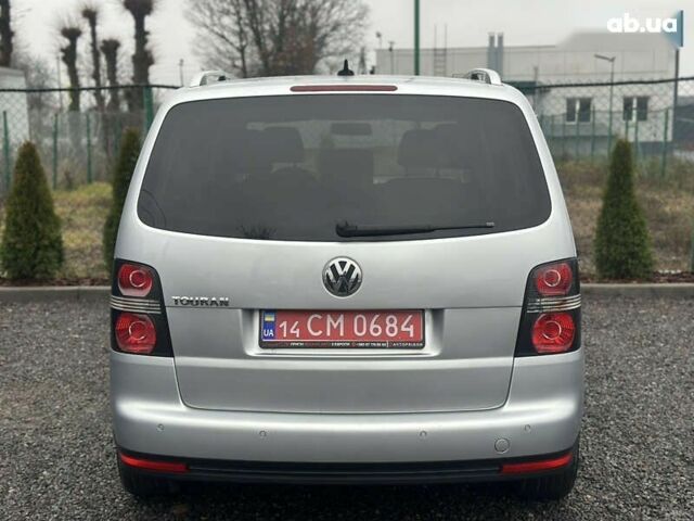 Фольксваген Туран, об'ємом двигуна 1.6 л та пробігом 266 тис. км за 8700 $, фото 14 на Automoto.ua