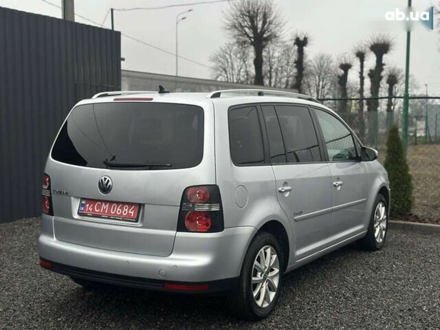 Фольксваген Туран, об'ємом двигуна 1.6 л та пробігом 266 тис. км за 8700 $, фото 18 на Automoto.ua