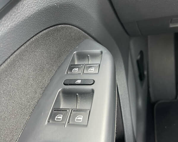 Фольксваген Туран, об'ємом двигуна 0 л та пробігом 185 тис. км за 7500 $, фото 16 на Automoto.ua