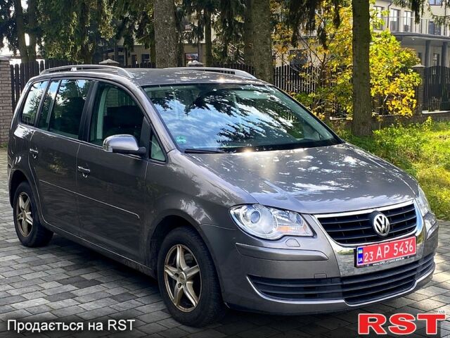 Фольксваген Туран, об'ємом двигуна 1.6 л та пробігом 191 тис. км за 7500 $, фото 2 на Automoto.ua