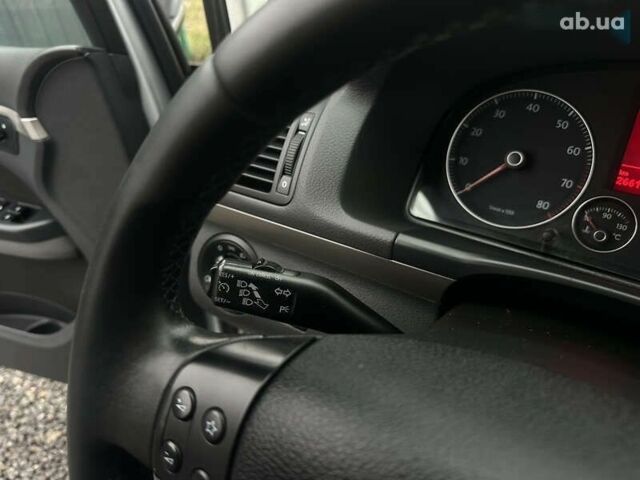 Фольксваген Туран, об'ємом двигуна 1.6 л та пробігом 266 тис. км за 8700 $, фото 26 на Automoto.ua