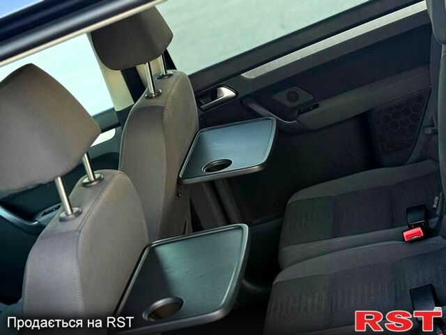 Фольксваген Туран, об'ємом двигуна 1.4 л та пробігом 204 тис. км за 7700 $, фото 3 на Automoto.ua